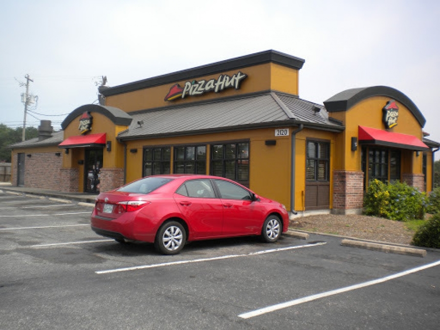 Pizza Hut &amp; Wing Street - Corpus Christi